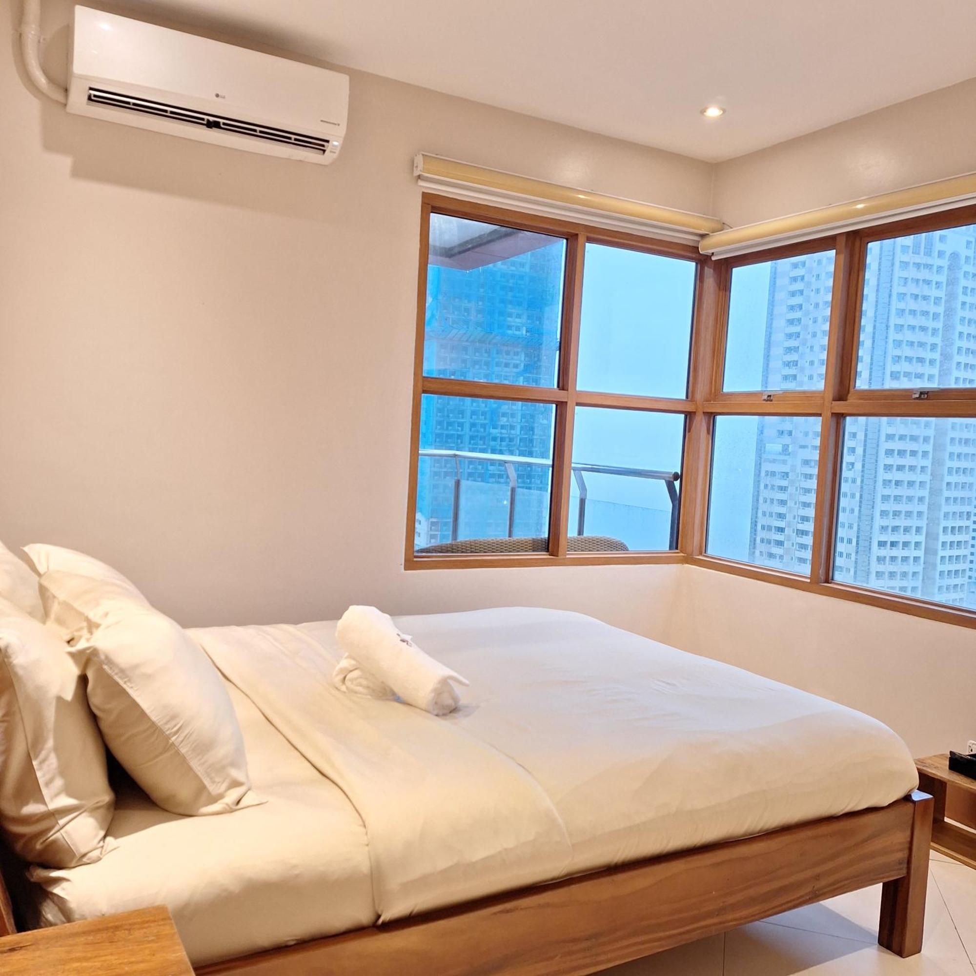 Manila Bayview Rental Exteriör bild