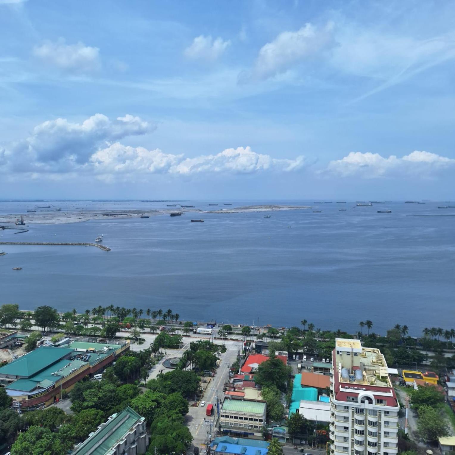 Manila Bayview Rental Exteriör bild