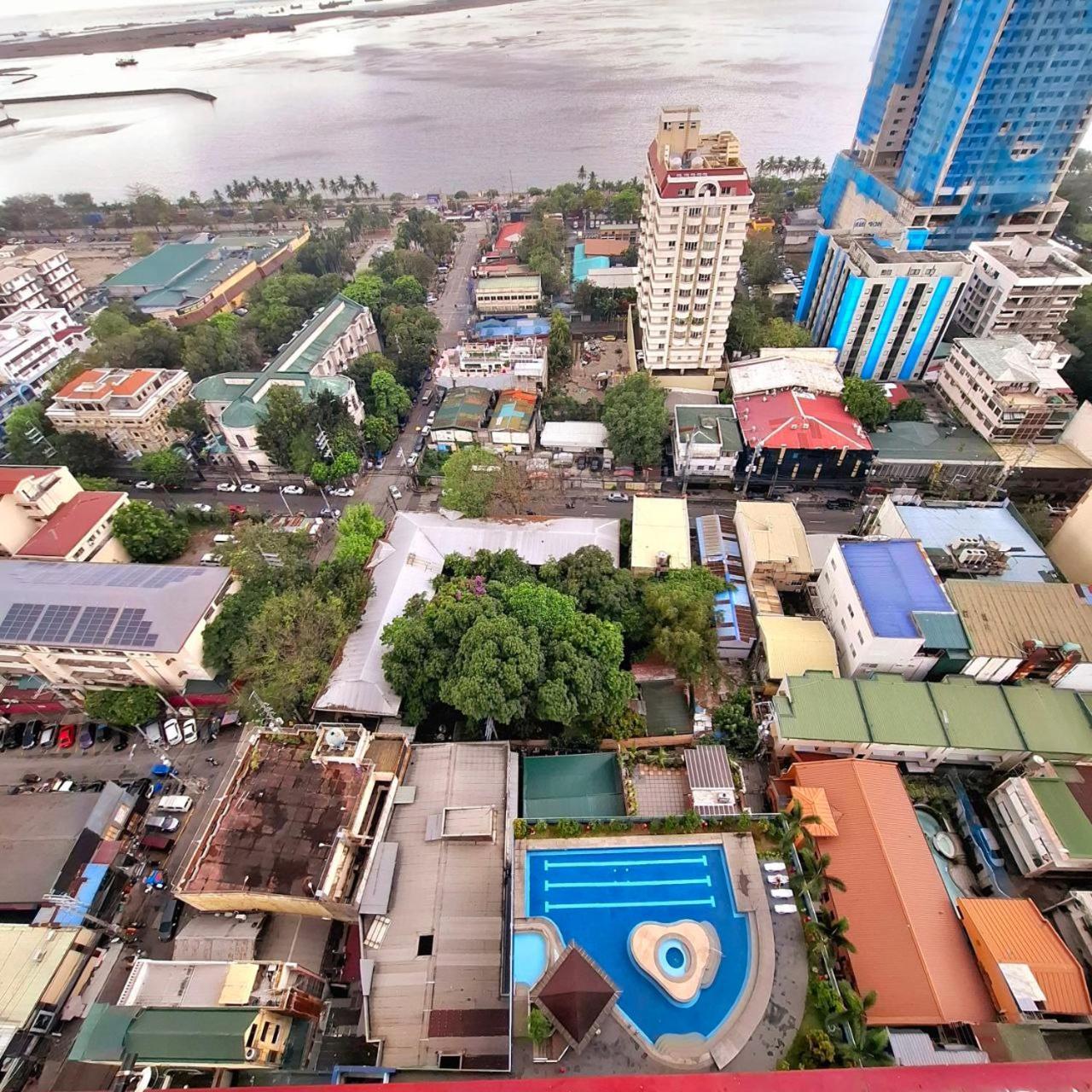 Manila Bayview Rental Exteriör bild